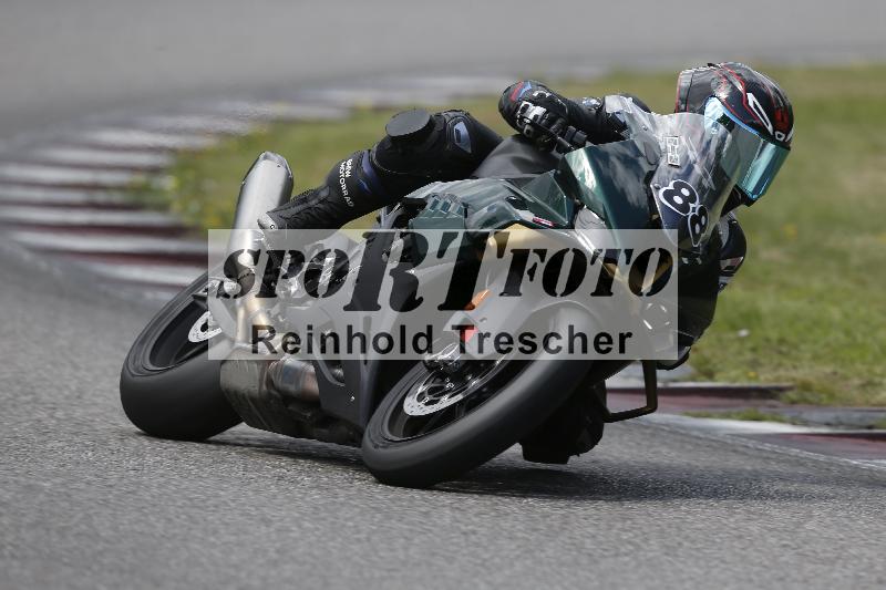 /30 27.07.2026  Dunlop Ride und Test Day ADR/Gruppe rot schnell/88